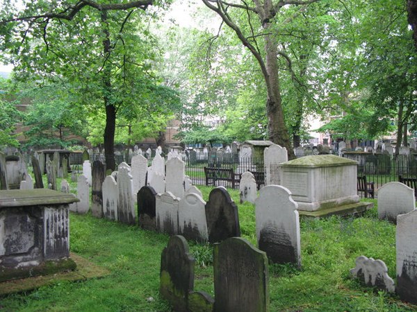 Monuments in Bunhill Fields