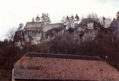 File:Burg Wolfsberg.jpg