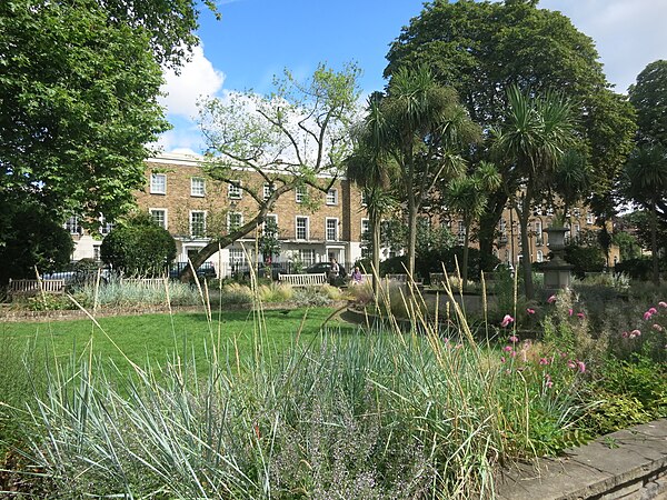 Canonbury Square Gardens