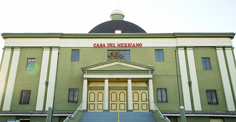 File:Casa del Mexicano in Boyle Heights, Los Angeles(15175907547) (cropped).jpg