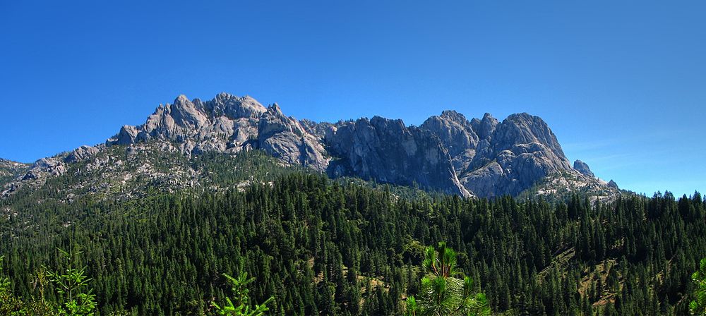 A panoramic view of Castle Crags from inside Castle Crags State Park