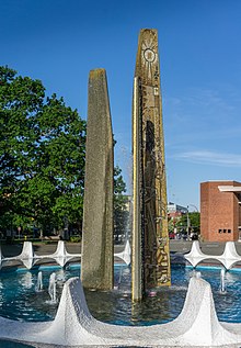 Fountain in Centennial Square, 2018 Centennial Square Fountain, Victoria, British Columbia, Canada 02.jpg