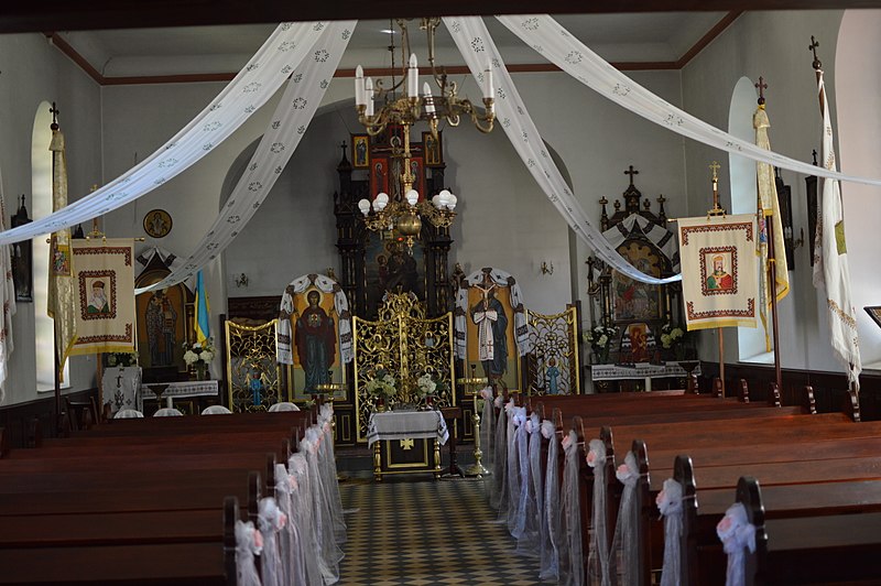 File:Cerkiew Narodzenia Najświętszej Maryi Panny w Pasłęku, wnętrze.jpg