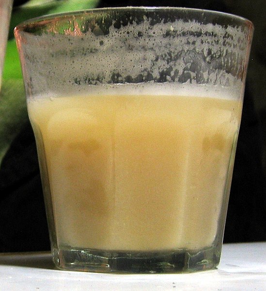 File:Chicha de Jora.JPG