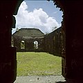 Collectie Nationaal Museum van Wereldculturen TM-20030074 De ruines uit de 1774 daterende Nederlands Hervormde Kerk Sint Eustatius Boy Lawson (Fotograaf).jpg