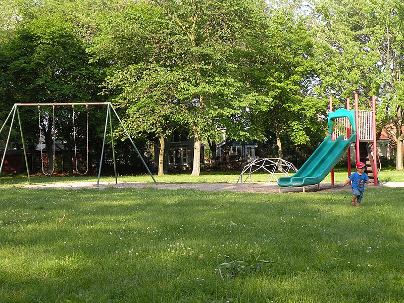 File:ColonelSamuelSmithParkPlayground.jpg