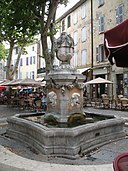 Cotignac Fontaine des Quatre Saisons 7319c.jpg