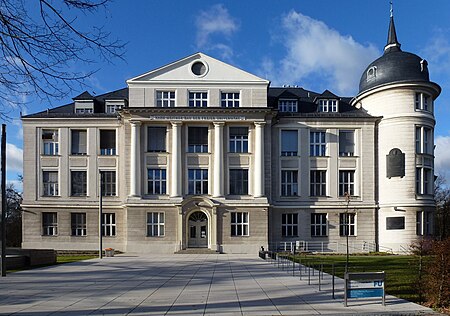 Dahlem Thielallee Hahn Meitner Bau