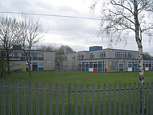 De Lacy Academy (geograph 3617416).jpg