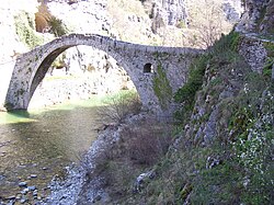 Стар мост в Дилофо