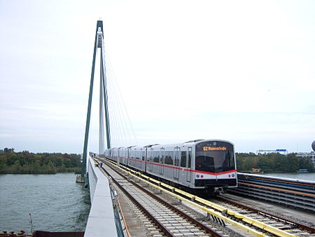 Donaustadtbrücke 3