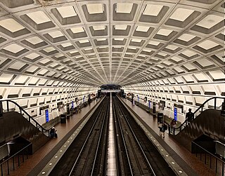 <span class="mw-page-title-main">Dupont Circle station</span> Washington Metro station