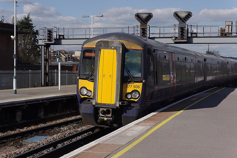 File:East Croydon station MMB 02 377506.jpg