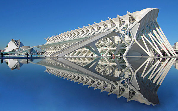 The Science Museum of the City of Arts and Sciences in Valencia was used as a background in the film.