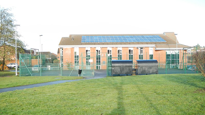 File:Energy efficient church - geograph.org.uk - 3301244.jpg