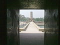Entrance to Hiran minar.jpg