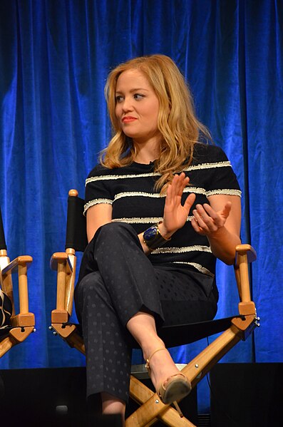 File:Erika Christensen 2013.jpg