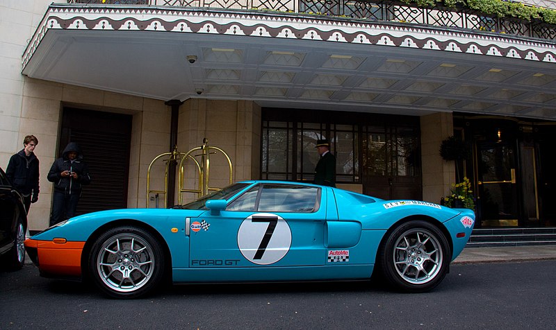 File:FORD GT (6910162228).jpg