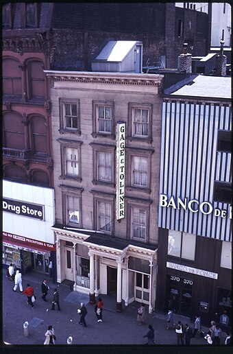 Fulton St., Gage & Tollner restaurant, 1987 (7998320161).jpg