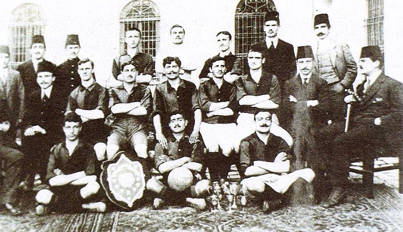 File:Galatasaray SK 1910-1911.jpg