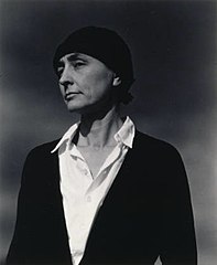 Georgia O'Keeffe 1928 by Alfred Stieglitz.jpg
