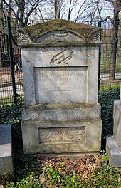 Gewey's grave, erected by Joseph Carl Rosenbaum, in Waldmüllerpark [de], Vienna (Source: Wikimedia)
