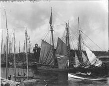 Schooners, Glace Bay, 1914 Goelettes Glace Bay 1914.jpg