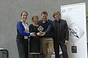 Die anwesenden Preisträger zur Verkündung der Grimme-Preis-Träger 2013 mit Michael Steinbrecher