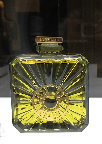 File:Guerlain - Vol de nuit (1933) 2.jpg