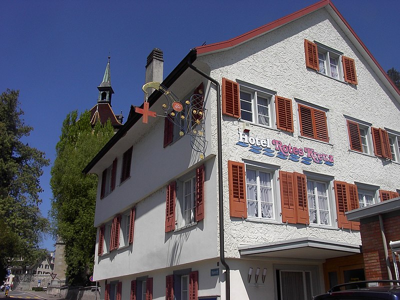 File:Hotel Rotes Kreuz - panoramio.jpg