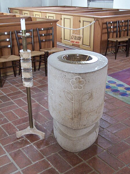 File:Husie kyrka baptismal font.jpg