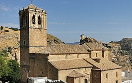 Colomera'daki Enkarnasyon Kilisesi'nin görünümü