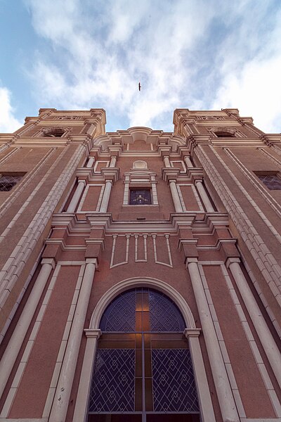 File:Iglesia de la Parroquia San Antonia de Padua.jpg