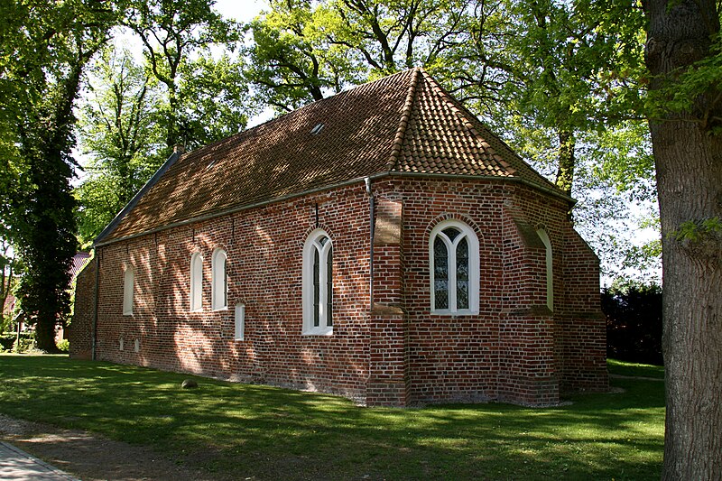 File:Johanniterkapelle Bokelesch135.jpg