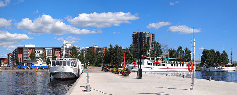 File:Jyväskylä harbour pier.jpg