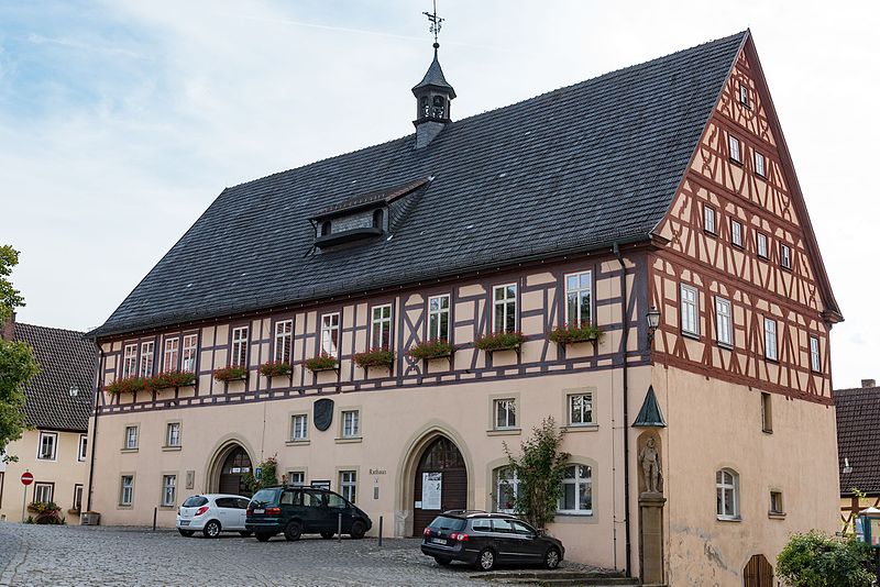 File:Königsberg in Bayern, Marktplatz, Rathaus-20160903-002.jpg