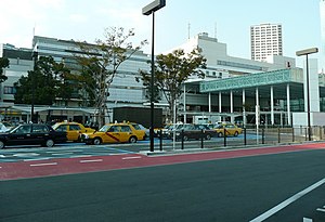 東口站舍（2011年10月）