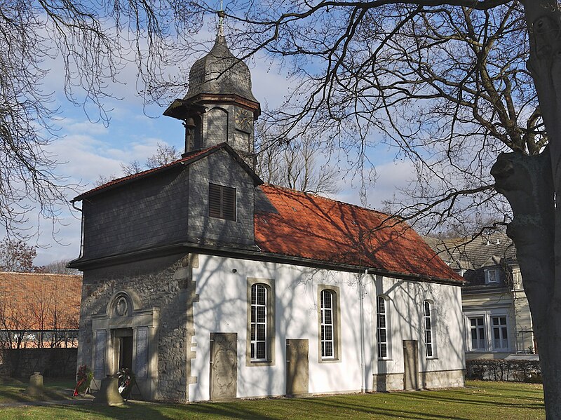 File:Kirche von Üfingen.jpg