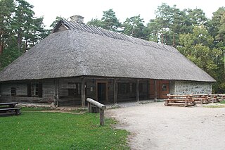 <span class="mw-page-title-main">Kolu Inn</span> Inn in Estonia; later relocated to Estonian Open Air Museum