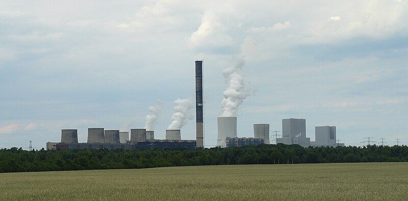 File:Kraftwerk Boxberg aus Südwesten (2011-06-13).jpg