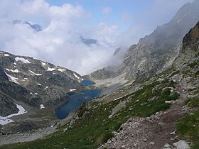 Illustrasjonsbilde av artikkelen Lakes of Carnau