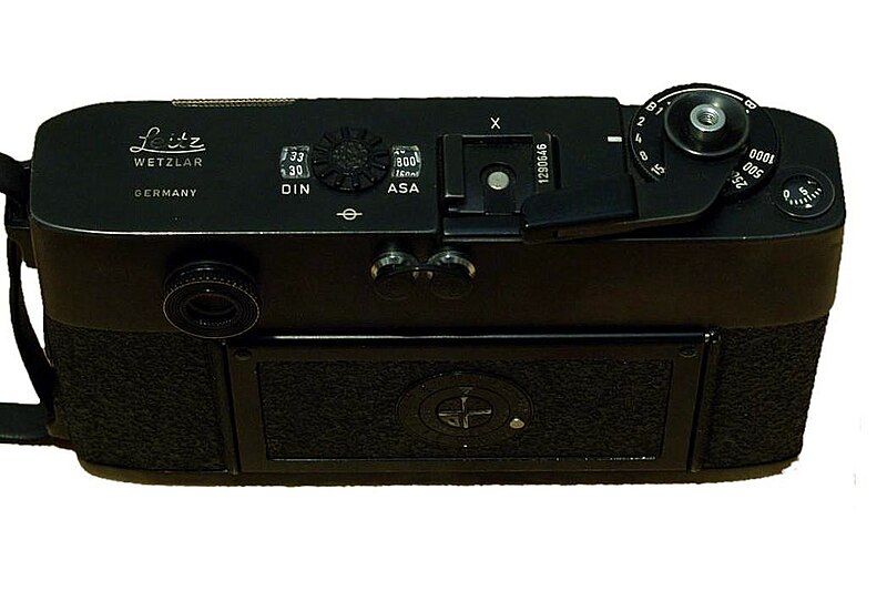 File:Leica M5 2 Lug Rear View Griptac Cover.JPG