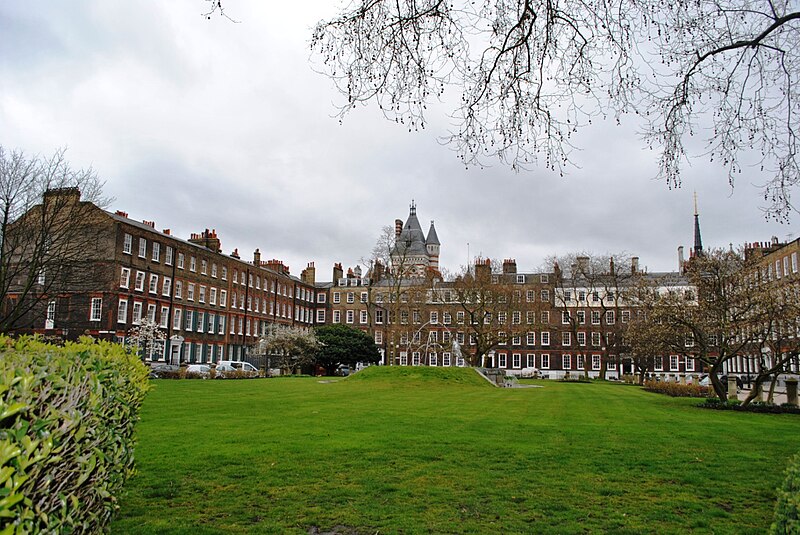 File:Lincolns Inn New Square 20130413 108.JPG