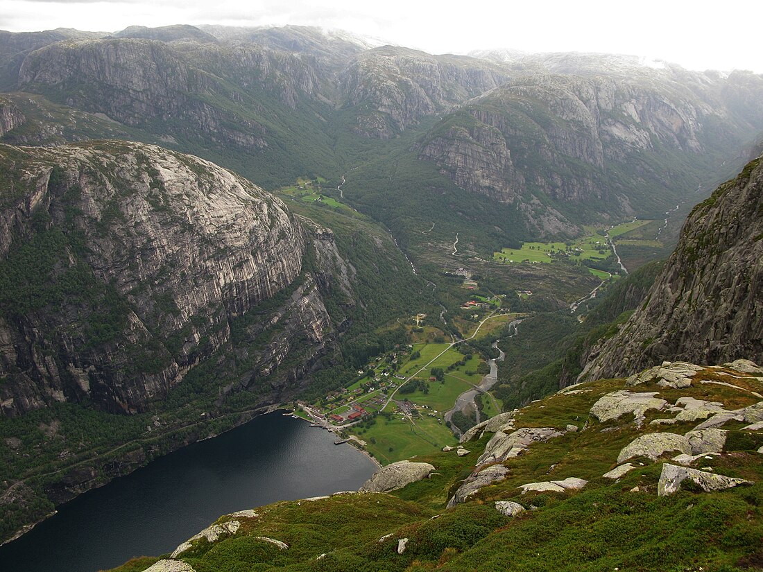 Lysebotn