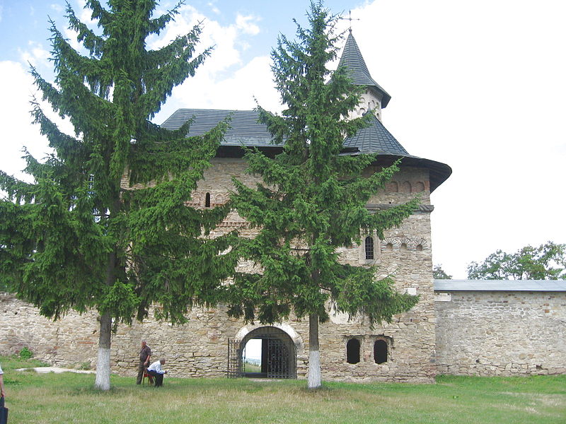File:Mănăstirea Zamca18.jpg