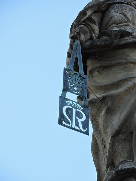 File:Madonna and Child with a Scapular, Piazza San Martino, Bologna (26408582440).jpg