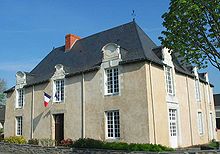 Het stadhuis in de oude pastorie.