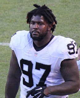 Mario Edwards Jr. American football player (born 1994)