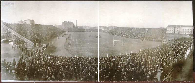 File:Marshall Field, Chicago, Carlisle vs. Chicago, Nov. 23, 1907.jpg