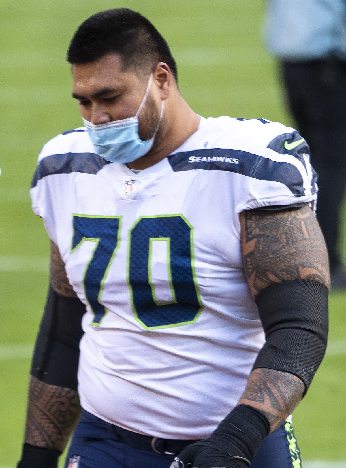 Mike Iupati - Wikipedia